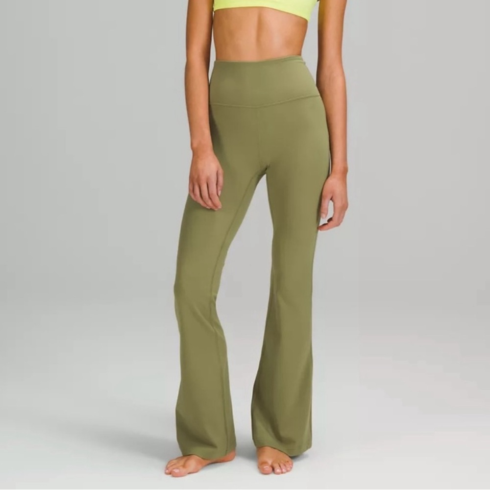 LULULEMON GROOVE FLARE SIZE 10